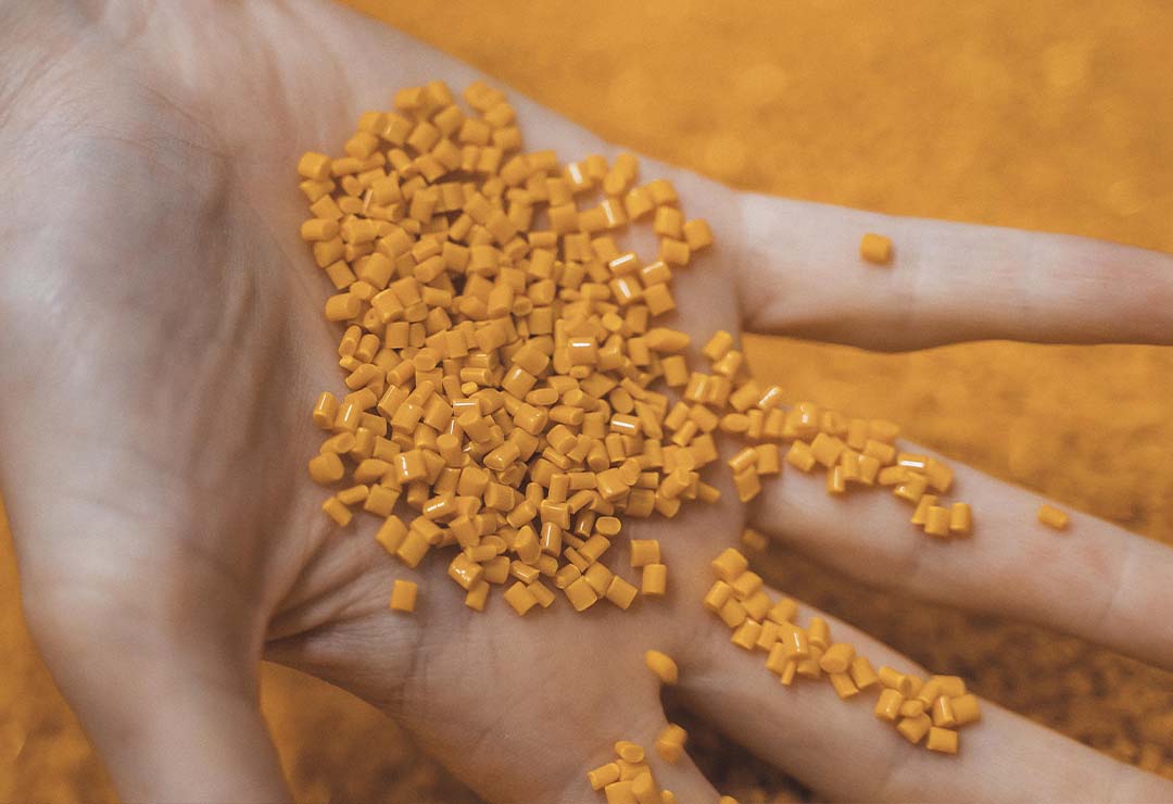 AKRON-stampaggio-a-iniezione-2